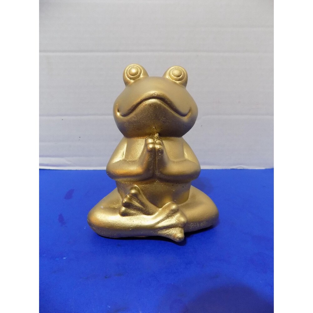 NEW Praying Green Frog Figurine Statue Frogs Plaster Yoga Meditating Yoga